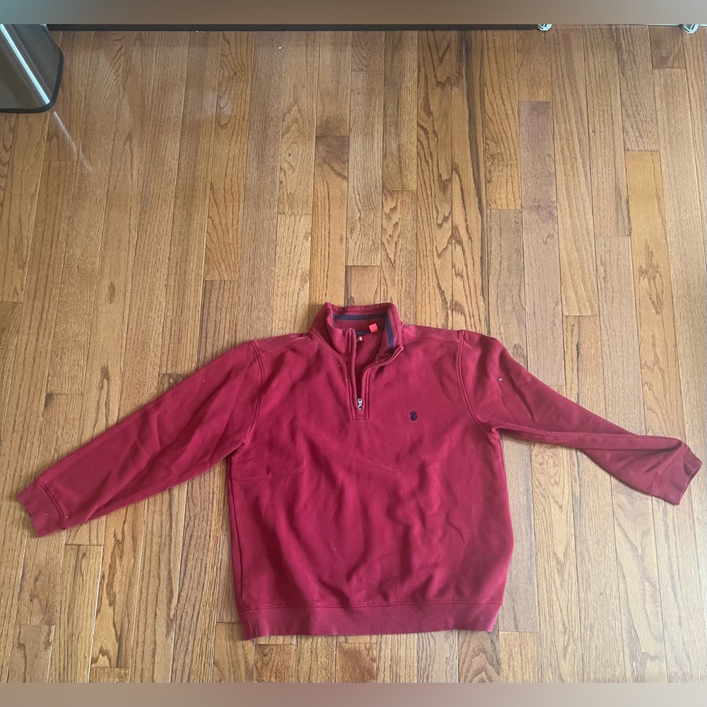Red 3/4 zip up